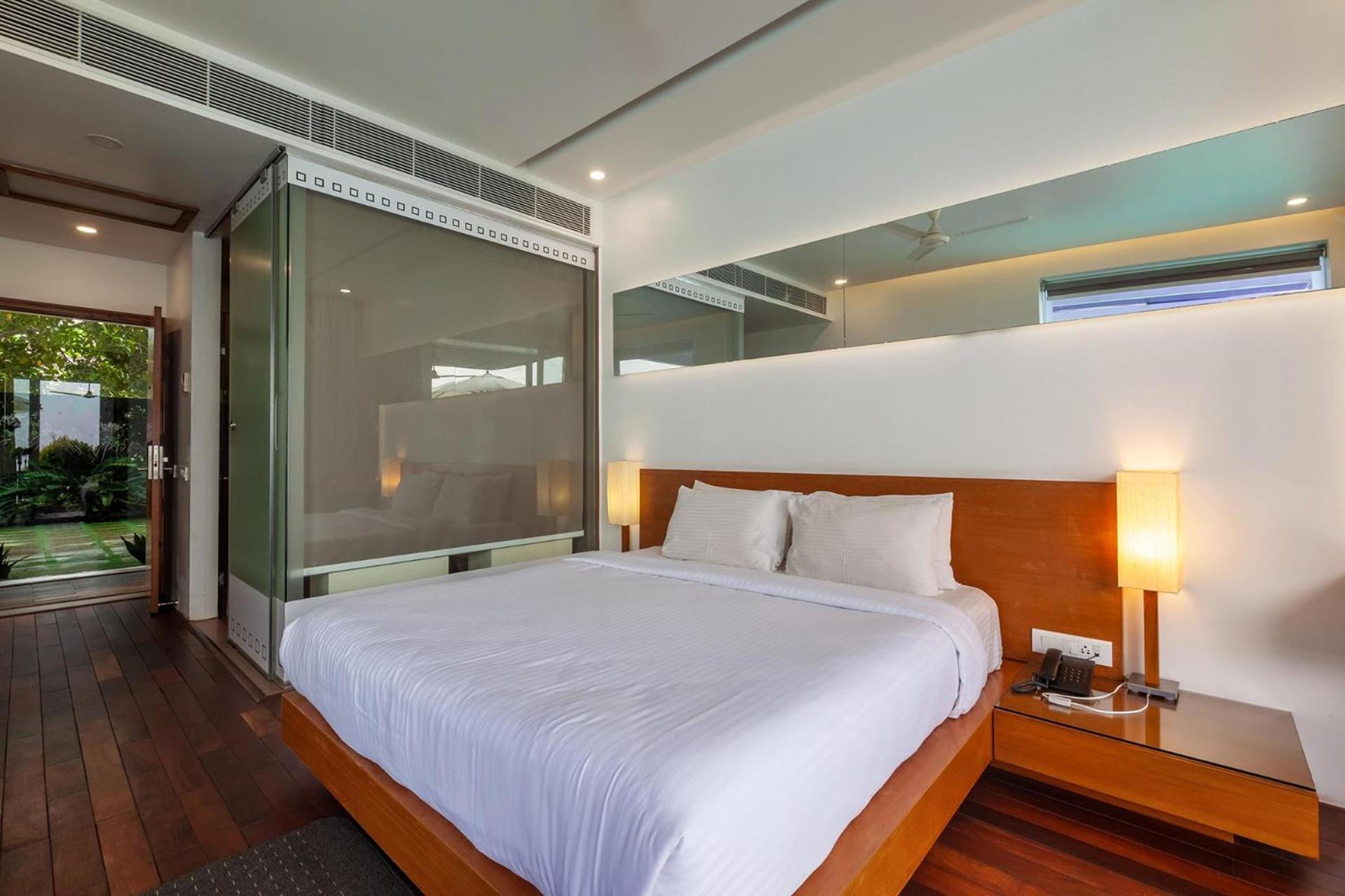 Stayvista At The Rain - River Villa With Infinity Pool Alappuzha Exterior foto