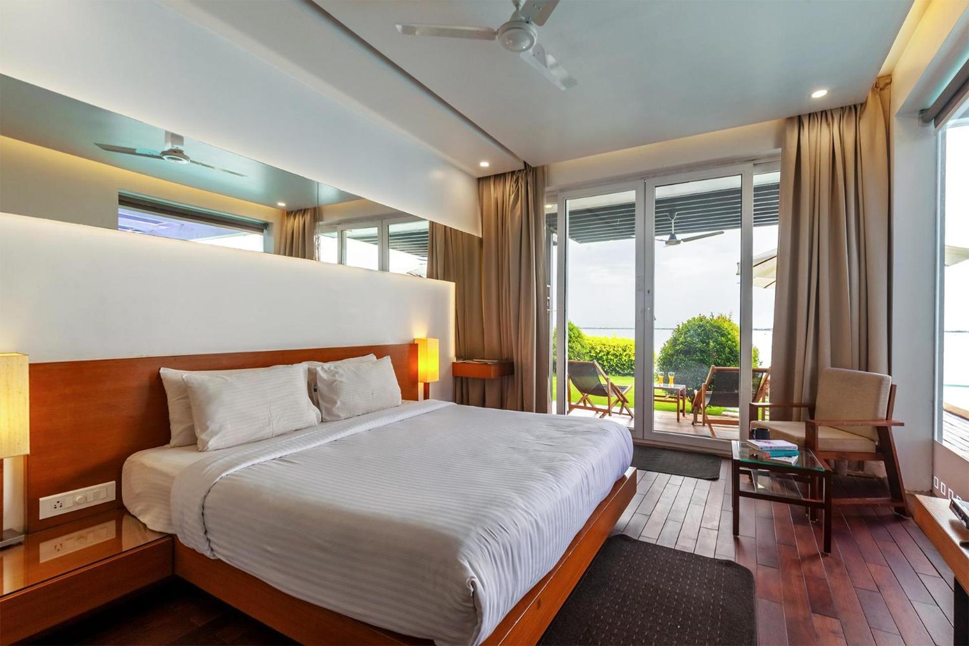 Stayvista At The Rain - River Villa With Infinity Pool Alappuzha Exterior foto