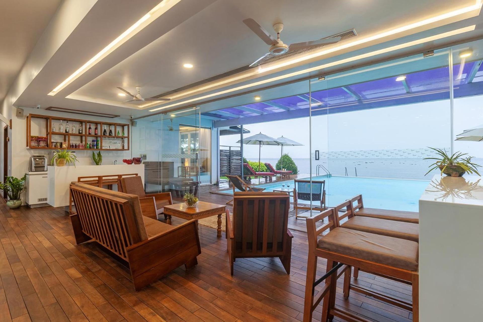 Stayvista At The Rain - River Villa With Infinity Pool Alappuzha Exterior foto